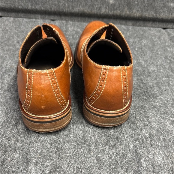 Cole Haan Brown Leather Oxford Shoes Timeless Style - Picture 3 of 8